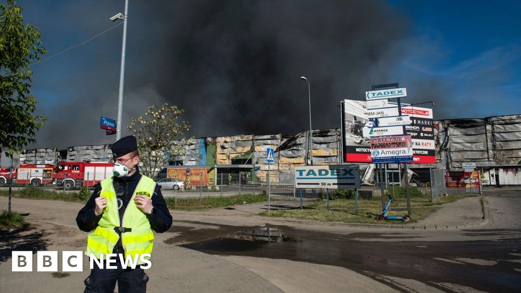 Poland says Russia recruited arsonists online for Warsaw fire