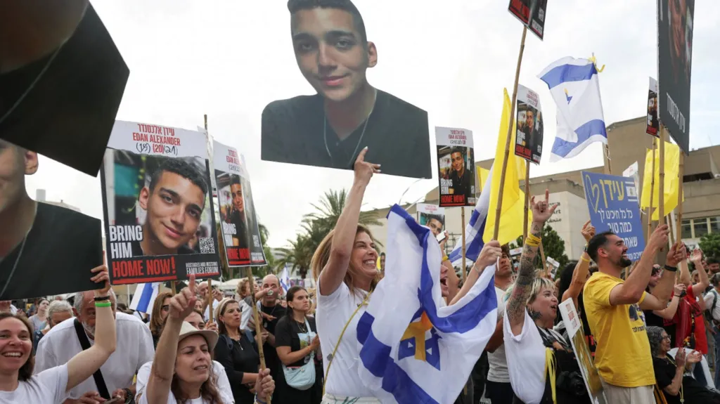 Israeli-American hostage Edan Alexander released by Hamas in Gaza