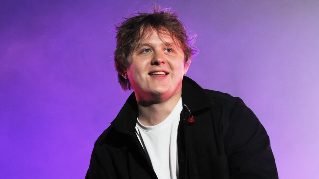Lewis Capaldi makes stage return with surprise set at charity gig