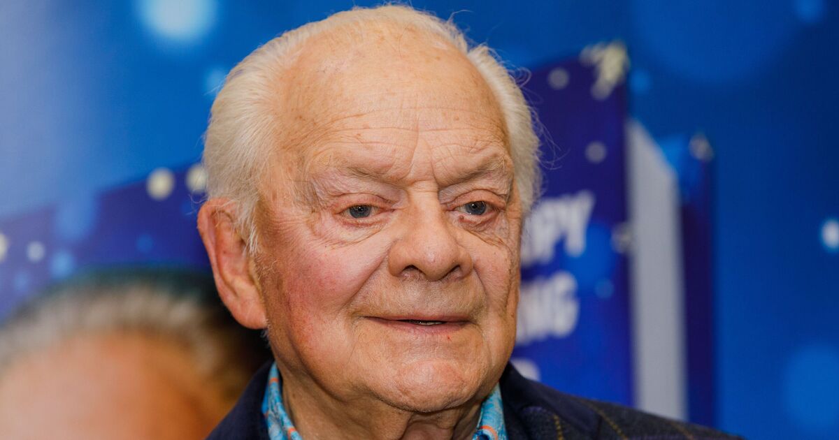 Sir David Jason brands co-star ‘pain in the tuchus’ as he discusses on-set clashes