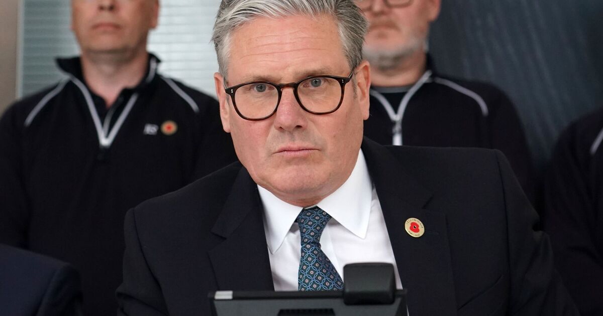 Desperate Keir Starmer launches &#039;anti-Farage&#039; plan making shock election admission