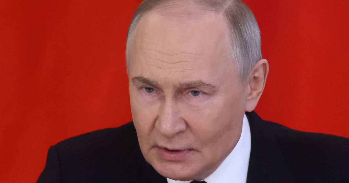 Vladimir Putin given hours-long ultimatum as he is told &#039;clock is ticking&#039;