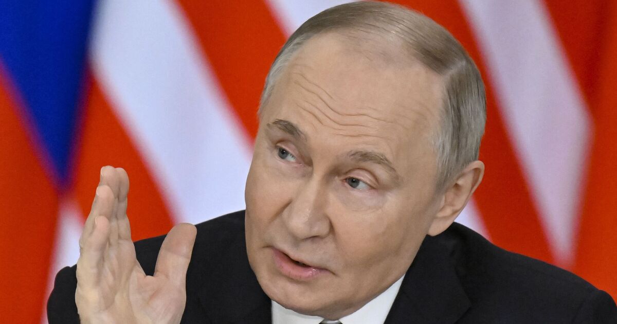 Ukrainian president Zelensky wants to meet  Putin today to end &#039;barbaric&#039; war