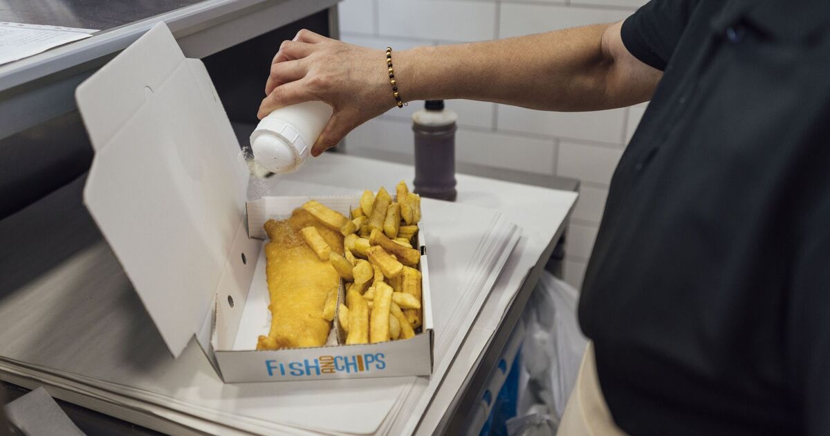 Heartbreak as &#039;best&#039; fish and chip shop closes in another blow to the high street