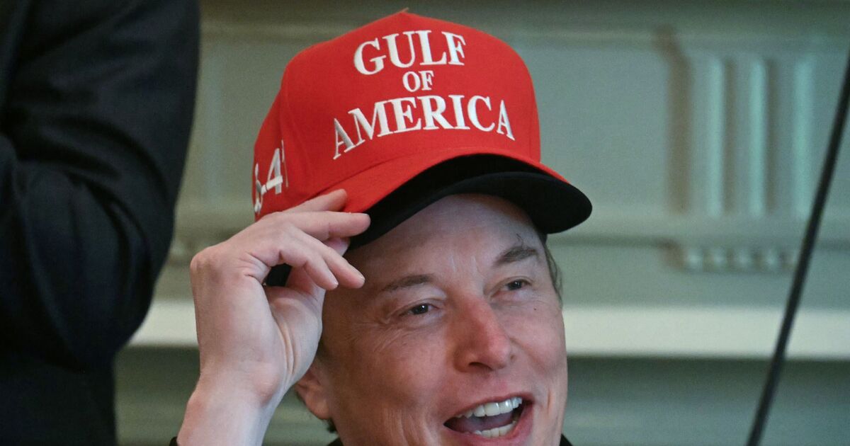 Bizarre moment Donald Trump compliments Elon Musk &#039;double hat&#039; during official meeting