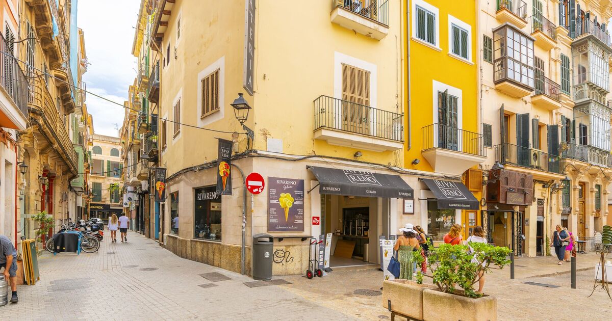 Fury in Majorca as locals slam illegal tourist apartment big enough for 20 people