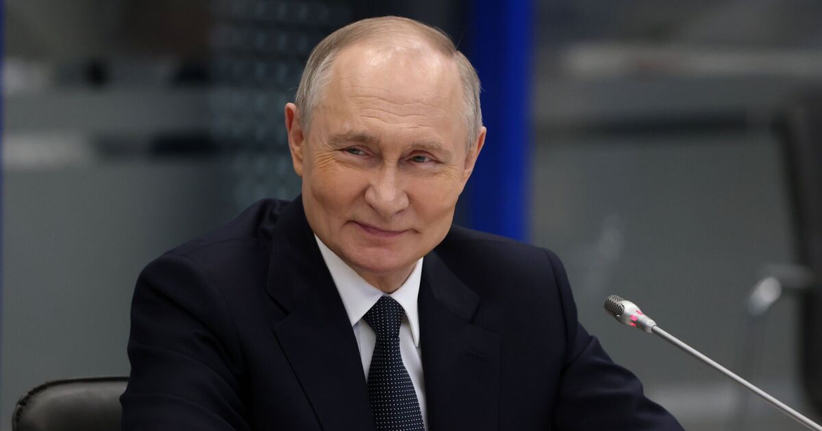 Ukraine LIVE: Russia celebrates as Trump &#039;breaks Kyiv&#039; with minerals deal