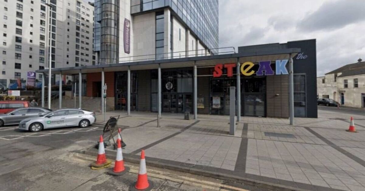 Much-loved UK restaurant chain collapses into administration as restaurants closed