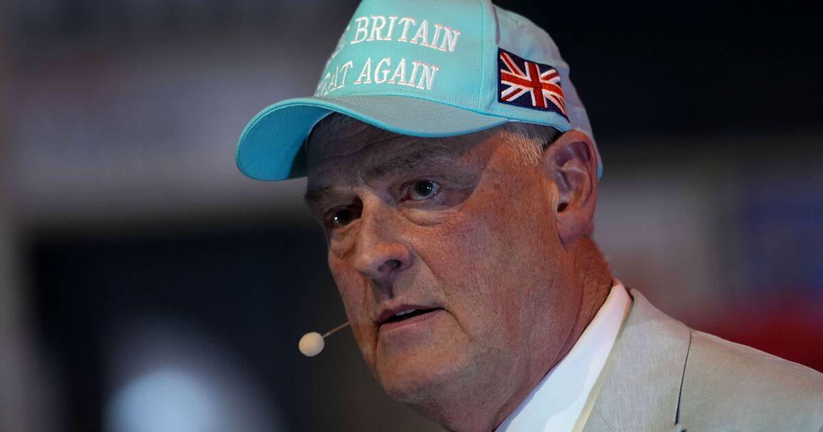 Lee Anderson tears apart rival MP with 4-word response after bonkers claim