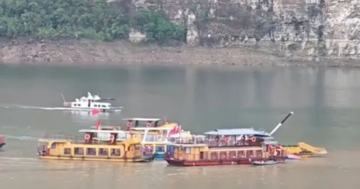 Horror as tourists drown in river after boats capsize - search operation underway
