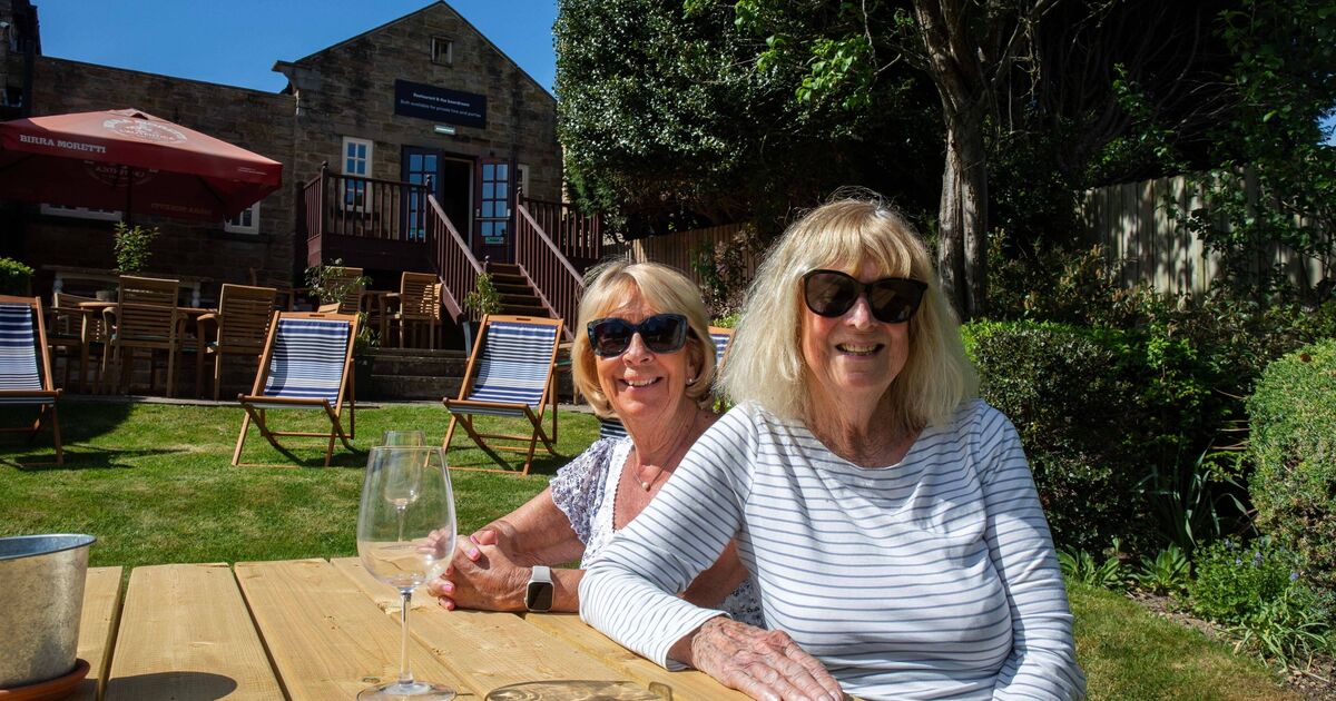 UK&#039;s &#039;poshest&#039; pub reopens and promises outraged locals cheaper £4.80 pints