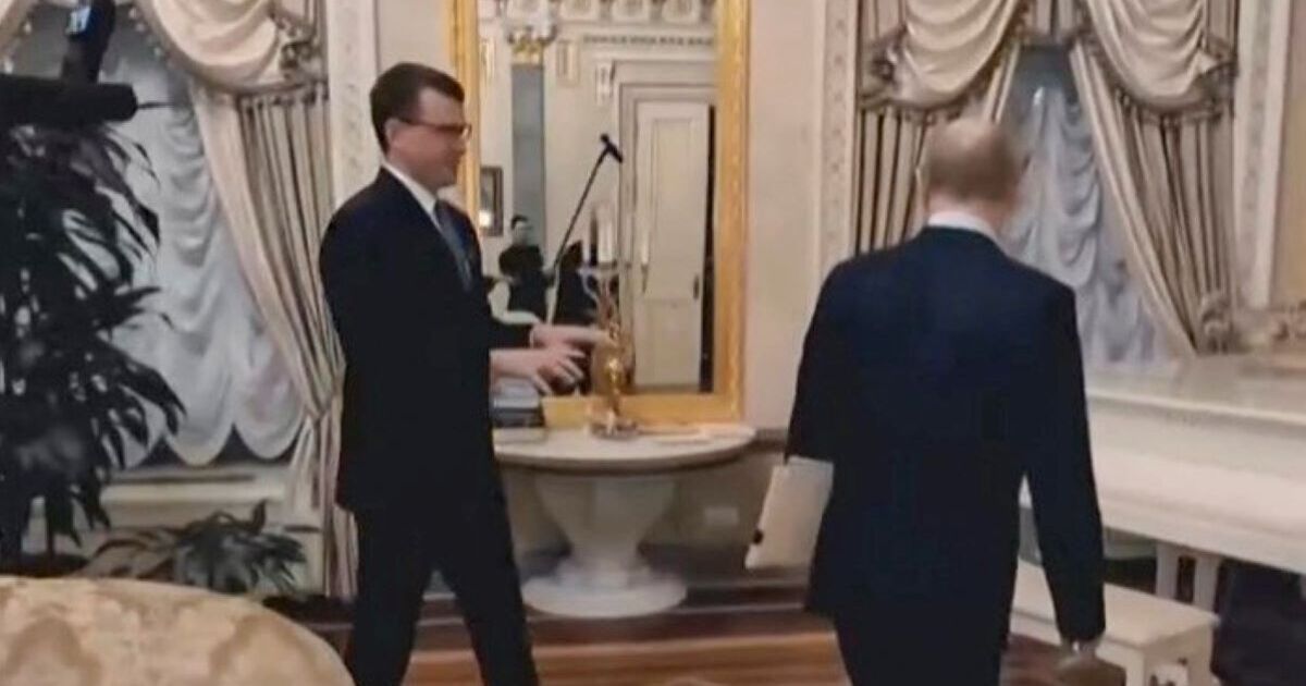 Putin shows off luxury apartment complete with gold-plated doors and grand piano