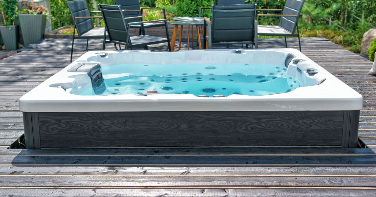 Family horrified after opening their curtains and discovering what was in their hot tub