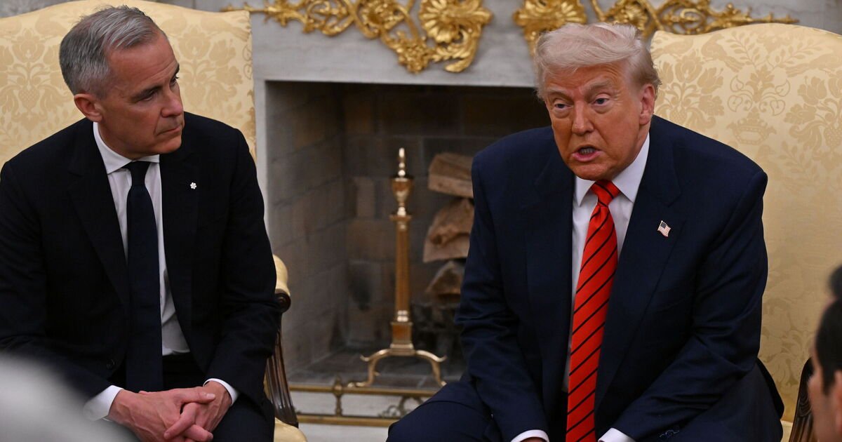 Lip-reader claims Donald Trump gave controlling 8-word order to Canadian PM Mark Carney