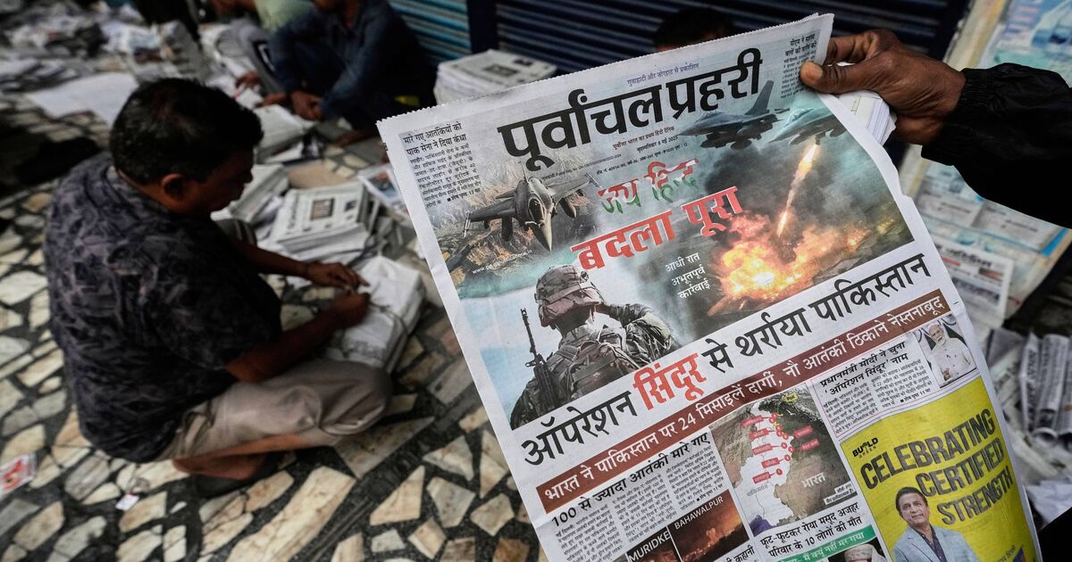 Lahore explosion: Blasts rock Pakistan as Islamabad &#039;shoots down Indian drones&#039;