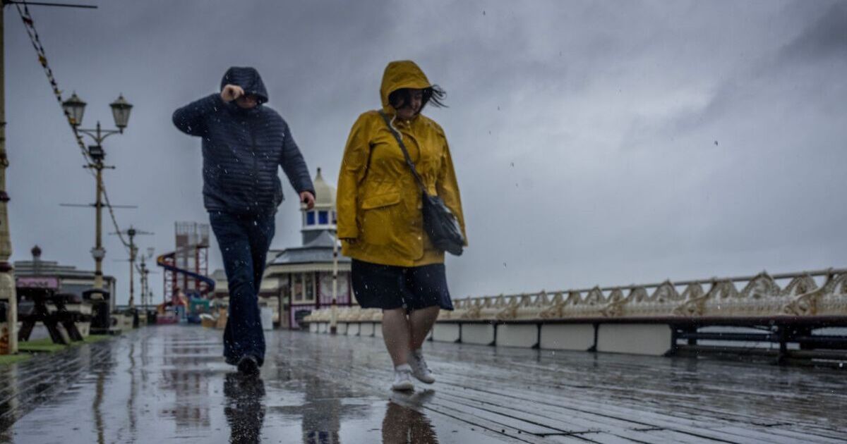 UK rain maps show England, Scotland, and Wales drenched - full list of 56 counties hit
