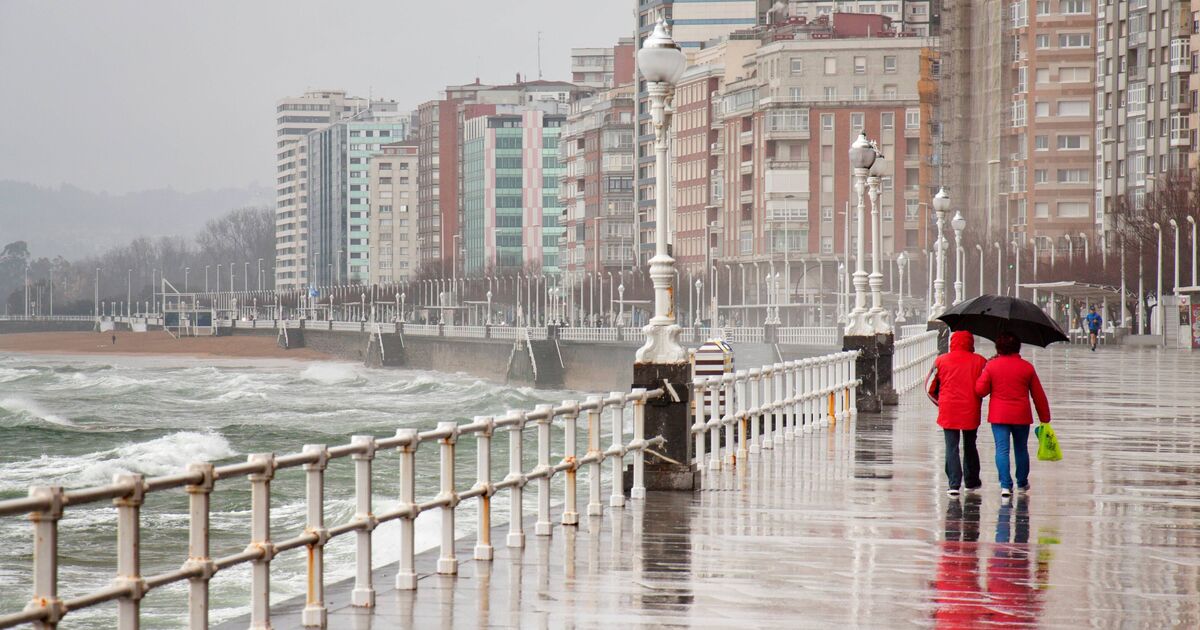 Brits&#039; Spain holidays ruined by weather as they&#039;re told there&#039;s &#039;chance of snow&#039;