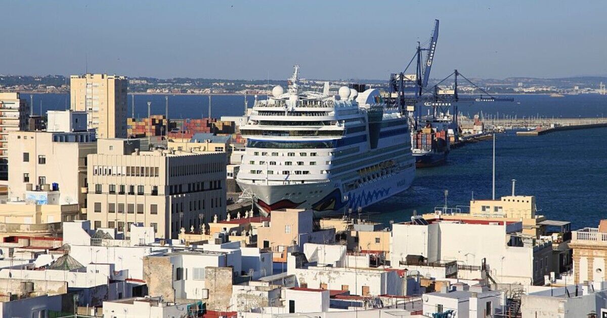 Spanish locals rage tourists are &#039;stealing our city&#039; as 2,000 Brits arrive on cruise ship
