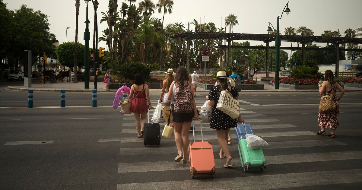 British tourists in Spain warned they face £426 fine for very common rule-break