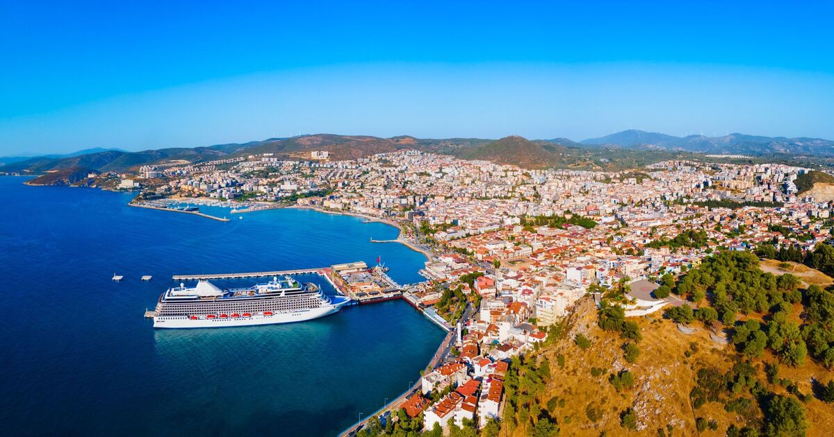 Brits warned &#039;don&#039;t come&#039; to holiday hotspot as cost to visit is &#039;extortionate&#039;